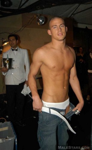 Un homme célèbre nu du 16 novembre 2010 : Channing Tatum nu